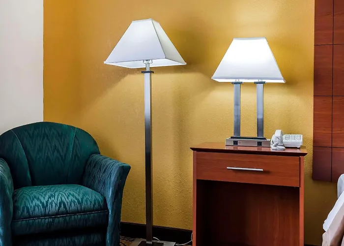 Quality - Dekalb Mini-hôtel